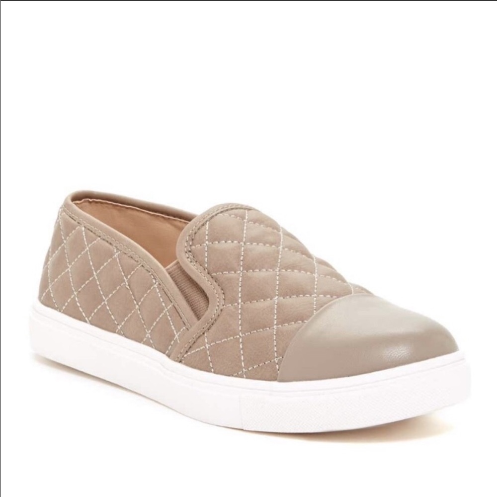 Steve Madden Zaander Slip-On Sneaker